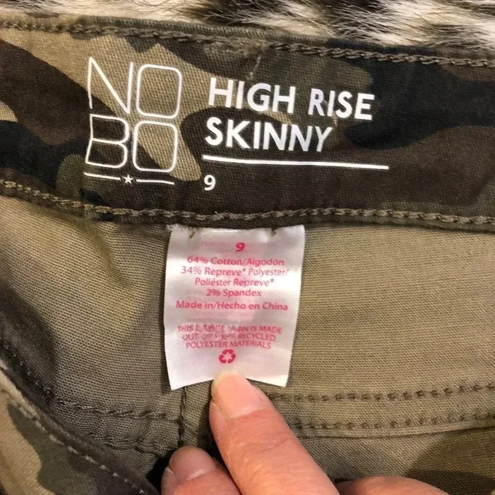 NOBO High Rise Skinny Camouflage Women Pants Size 9 NWT